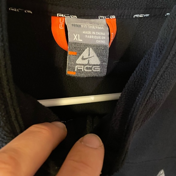 Nike ACG Fleece Jacket Zip Up - Picture 2 of 3